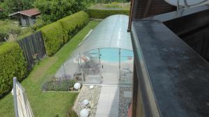 Bazén v ubytování Ferienwohnung Kollmann nebo v jeho okolí