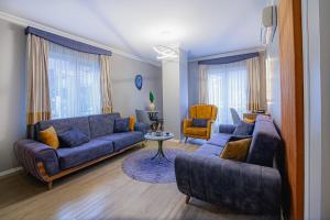 A seating area at La Palace Exclusive Design