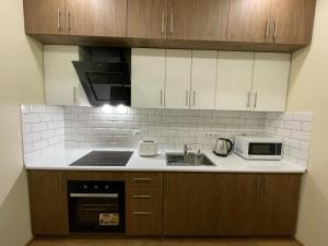 Dapur atau dapur kecil di Serenity Likani Villa Hotel
