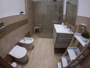 Koupelna v ubytování Cherry House