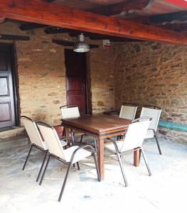 A patio or other outdoor area at Lithia s Stonehouse. Το πέτρινο στη Λιθιά - Καστοριά