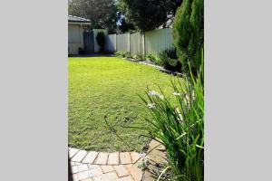 Zahrada ubytování Tourist Road - 2 Bedroom Unit - East Toowoomba