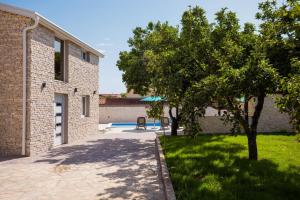 Vonkajšia záhrada v ubytovaní 1oak villa