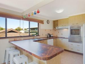 Una cocina o kitchenette en Williams Wonder - Large Beach House