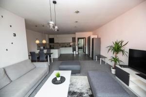 Kuchyň nebo kuchyňský kout v ubytování Apartmány Grasel