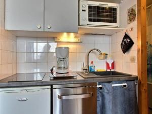 Majoituspaikan Appartement Plagne Soleil, 2 pièces, 4 personnes - FR-1-455-26 keittiö tai keittotila