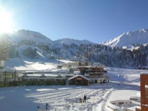 Appartement La Plagne, 3 pièces, 7 personnes - FR-1-455-86の見取り図または間取り図