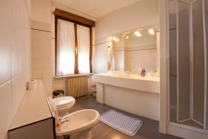 Vannituba majutusasutuses Hotel Cles