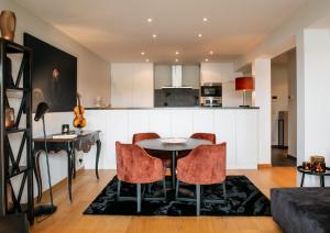 Een keuken of kitchenette bij Scheldeoever