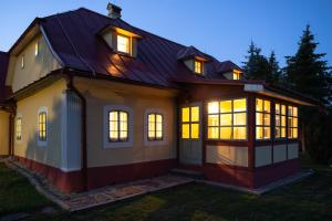 The building in which the holiday home is located