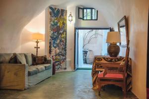 O zonă de relaxare la Hiraeth Santorini
