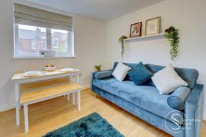 Dean St Coventry - Elegant apartments with ensuite bedrooms, Netflix & parking