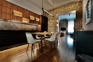 Posedenie v ubytovaní Premium Apartment by Hi5 - Best ever (191)