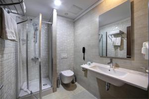 Ένα μπάνιο στο Plus Hotel Bostanci Atasehir