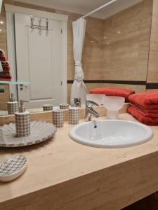 Łazienka w obiekcie Apartamento de lujo en La Isla del Fraile