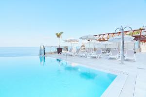 Bazén v ubytovaní Gloria Palace Amadores Thalasso & Hotel alebo v jeho blízkosti