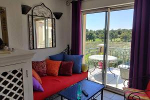 Et opholdsområde på Appartement Golf Saint Thomas - Belle résidence + 8 billeder