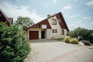 The building in which the holiday home is located