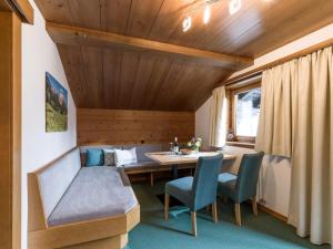 Gallery image of Pension Hinterholzer in Scheffau am Wilden Kaiser