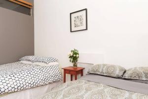 4 Bedroom NYC Apartment客房内的一张或多张床位