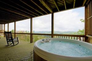 Gallery image of Ridgetop Retreat w/ hot tub! in Swiss