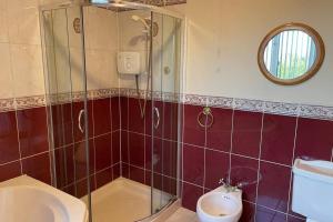 Vannituba majutusasutuses Glenmount Castleblayney