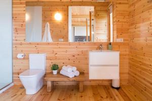 A bathroom at Cabanas de Canduas