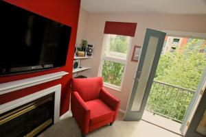 Sjónvarps- og/eða afþreyingartæki á Times Square Suites Hotel