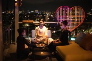 Java Paragon Hotel & Residences tesisinde konaklayan konuklar