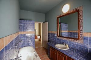 Vannituba majutusasutuses CA'du LIN - Jacuzzi e Piscina