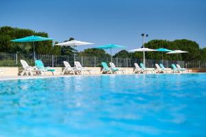 Bazén v ubytování Camping Park Umag Glamping nebo v jeho okolí