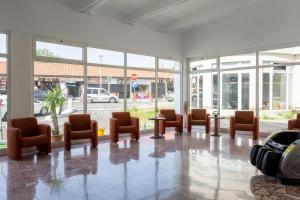 Istumisnurk majutusasutuses Hotel Siret Saturn
