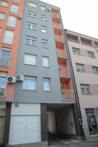 Gallery image of Apartment DobraYa Grey in Novi Sad