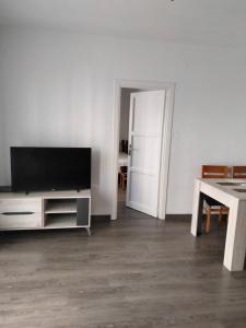 Galeriebild der Unterkunft Malvarrosa Apartamentos in Valencia