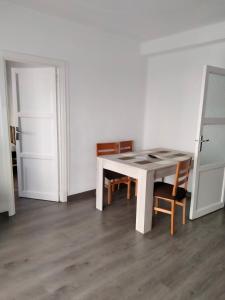 Galeriebild der Unterkunft Malvarrosa Apartamentos in Valencia