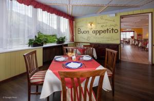 Restaurace v ubytování Hotel Alpen