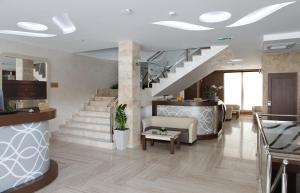 Ruang duduk di Garni Hotel Aveny
