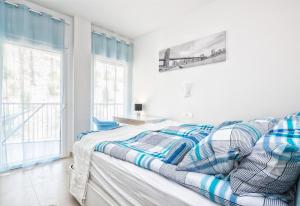 Posteľ alebo postele v izbe v ubytovaní New Luxury 3-bedroom Seaview Apt
