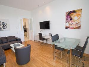 Μια τηλεόραση ή/και κέντρο ψυχαγωγίας στο Apartment Nähe Zentrum