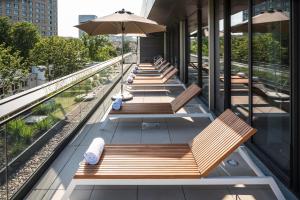 Uma varanda ou terraço em Meliá Frankfurt City