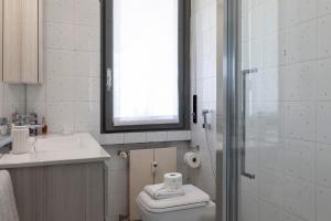 Kúpeľňa v ubytovaní La Veranda - Bright Top Floor apartment with views of the Madonnina