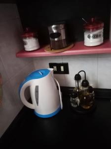 Kavos ir arbatos ruošimo rinkinys apgyvendinimo įstaigoje Vico Tirella