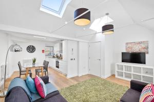 Gallery image of Berwick Street by Q Apartments in London