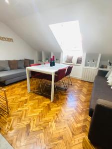 Część wypoczynkowa w obiekcie My Citymad Stay Madrid