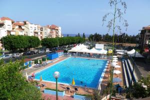 Imagen de la galería de pietre nere, en Giardini Naxos