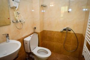 A bathroom at Guest house VRAZHDEBNA