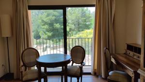 Balkón alebo terasa v ubytovaní La Figuerola Hotel & Restaurant