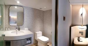 Mercure Surabaya Manyar的一间浴室