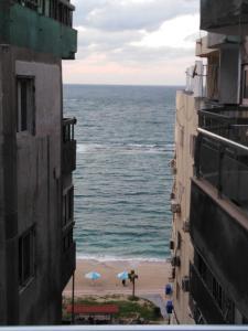Общий вид на море или вид на море из апартаментов/квартиры
