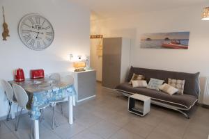 Χώρος καθιστικού στο Appartement T1bis centre ville Andernos Les Bains +17 φωτογραφίες